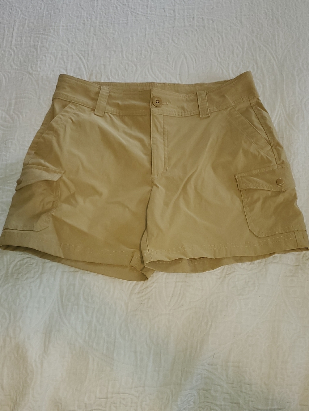 NWOT Eddie Bauer Women's 5" Inseam 2-Way Stretch Cargo Shorts